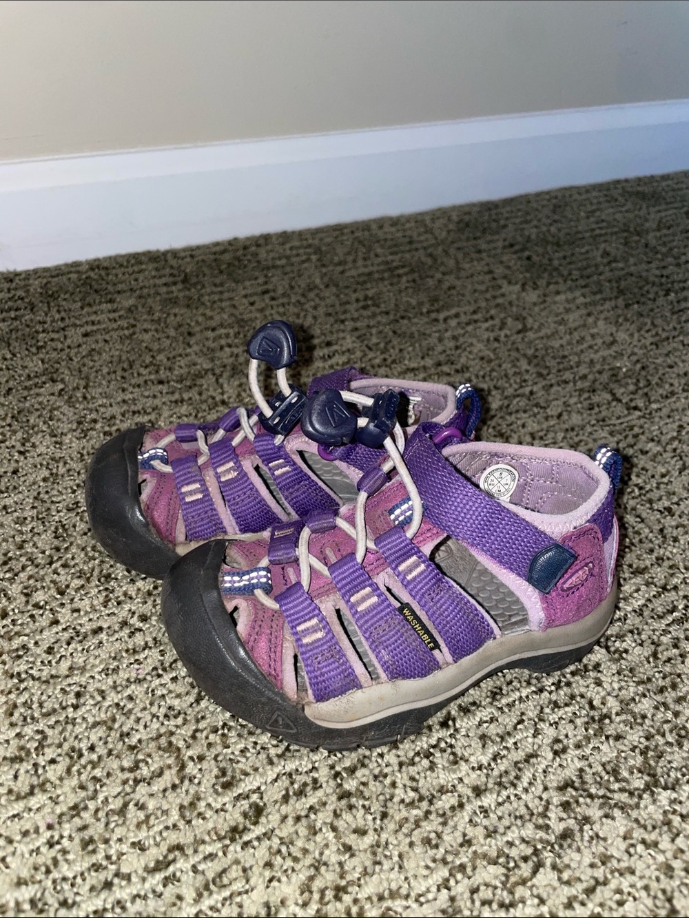 Keen Kids Purple Shoes Size 8